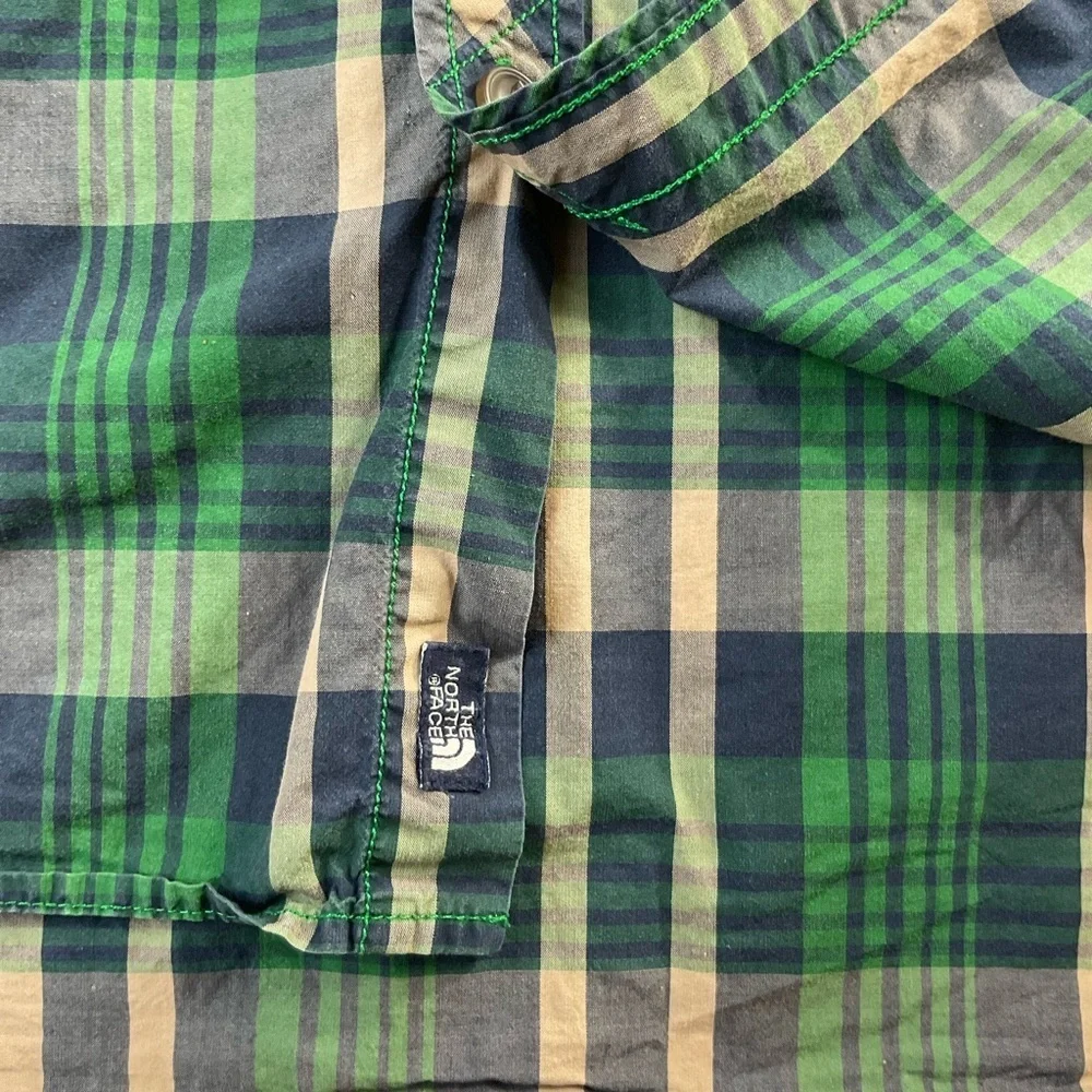 The North Face Men's Shirt Size Medium Green S/S Plaid California Heritage